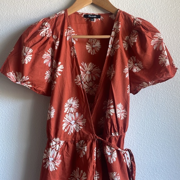 Madewell Floral Print Wrap V-Neck Puff Sleeve Mini Dress in Rusty Torch S - Picture 5 of 9
